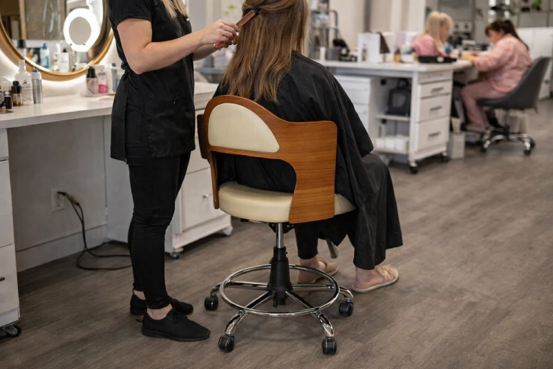 صندلی تابوره کرم